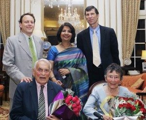 American Institute of Indian Studies President Philip Lutgendorf  (standing, right) with Indian Ambassador to the United States Nirupama Rao and Lloyd and Susanne Rudolph, former AIIS research fellows and eminent scholars on India, at an event honoring the two at Rao’s residence on May 23, 2013. Standing left is Mattew Rudolph, an assistant professor at Georgetown University. Photo credit: The Embassy of India