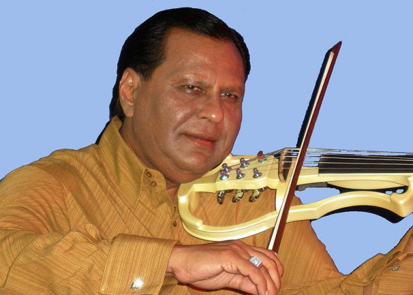 Pakistani American Ustad <b>Dilshad Khan</b> to hold concert to mark 50 years of ... - Khan2-e1441115007411
