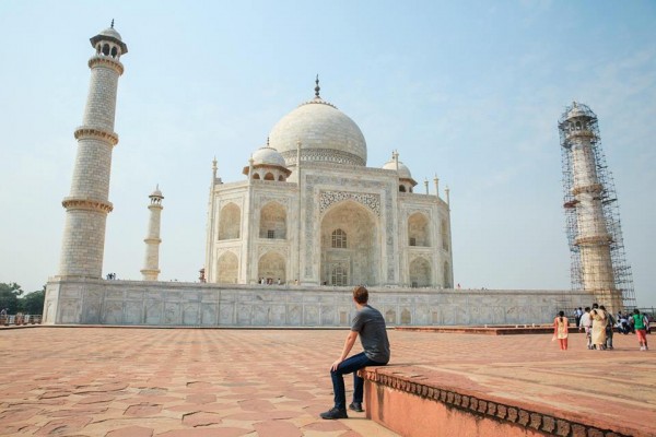 Mark Zuckerberg India Taj Mahal