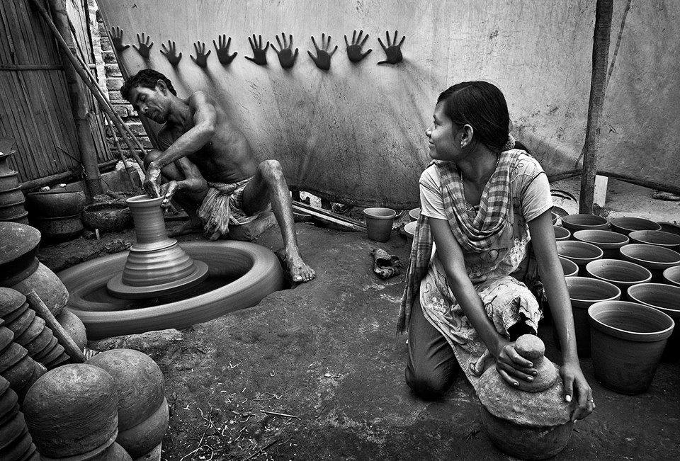 Third Prize, "Hands for Freedom," by Pranab Basak of India. 