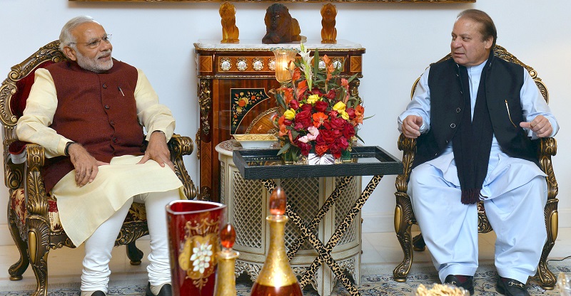 Prime Minister Narendra Modi with Prime Minister Nawaz Sharif, at Raiwind, in Pakistan on December 25, 2015. Photo credit: PIB