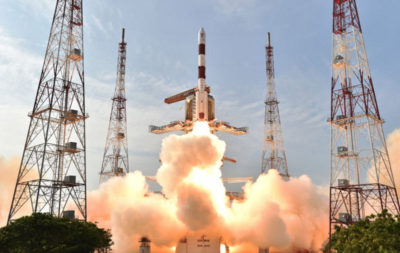 ISRO-PSLV-liftoff