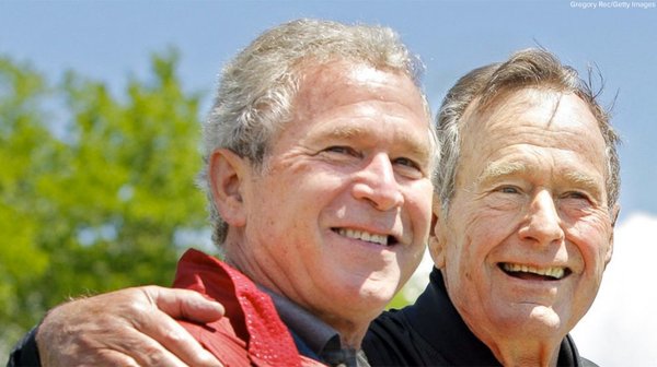 George W. Bush and George H.W. Bush (Courtesy of twitter)