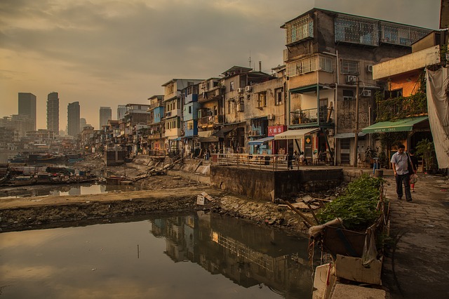 slums.jpg