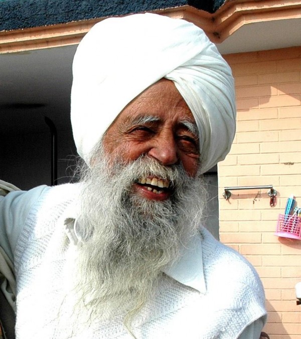 World s Oldest Marathon Runner Fauja Singh 105 To Be Chief Guest At 