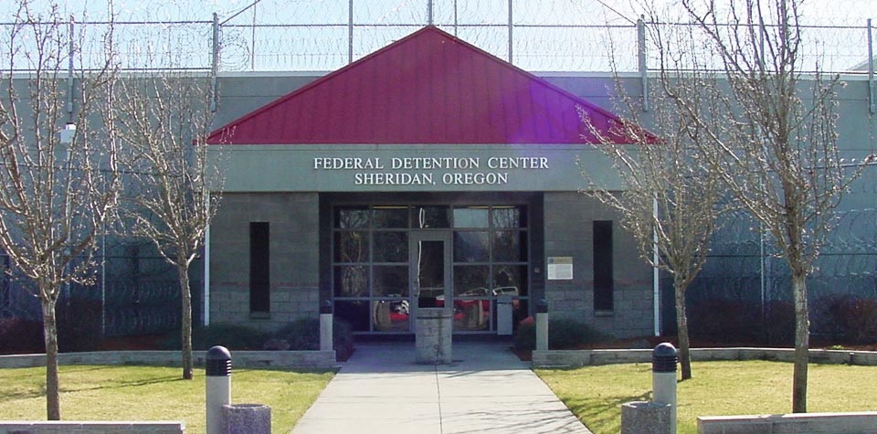 Federal Correctional Institution in Sheridan, OR
