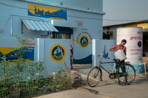 With water kiosks operating in the community, the responsibility of water collection has now shifted to the men of the household, with nearly 92% of water collection activities taken up by men on their bicycles or two-wheelers.