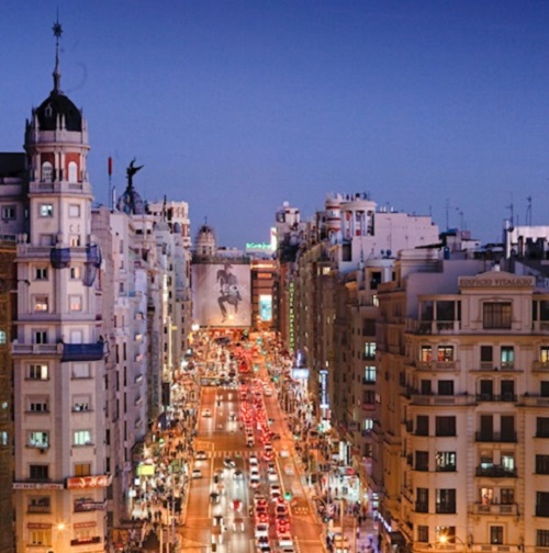 Gran Vía, la meca de las compras y el ocio de Madrid